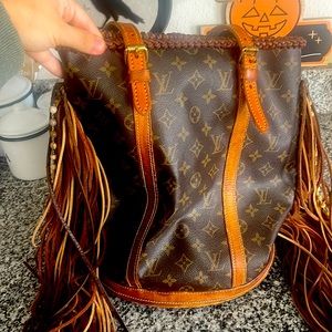 Used like new refurbished LV tote bag